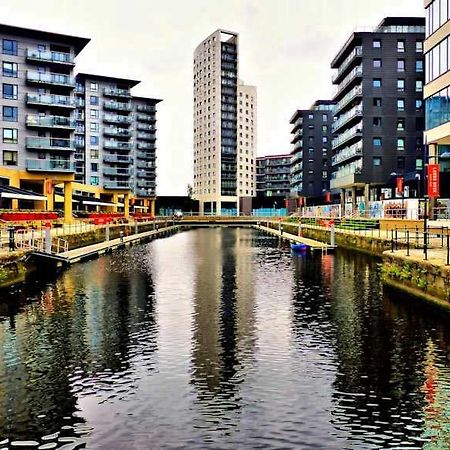 Rooshaus Leeds Docks Apartment Exterior photo