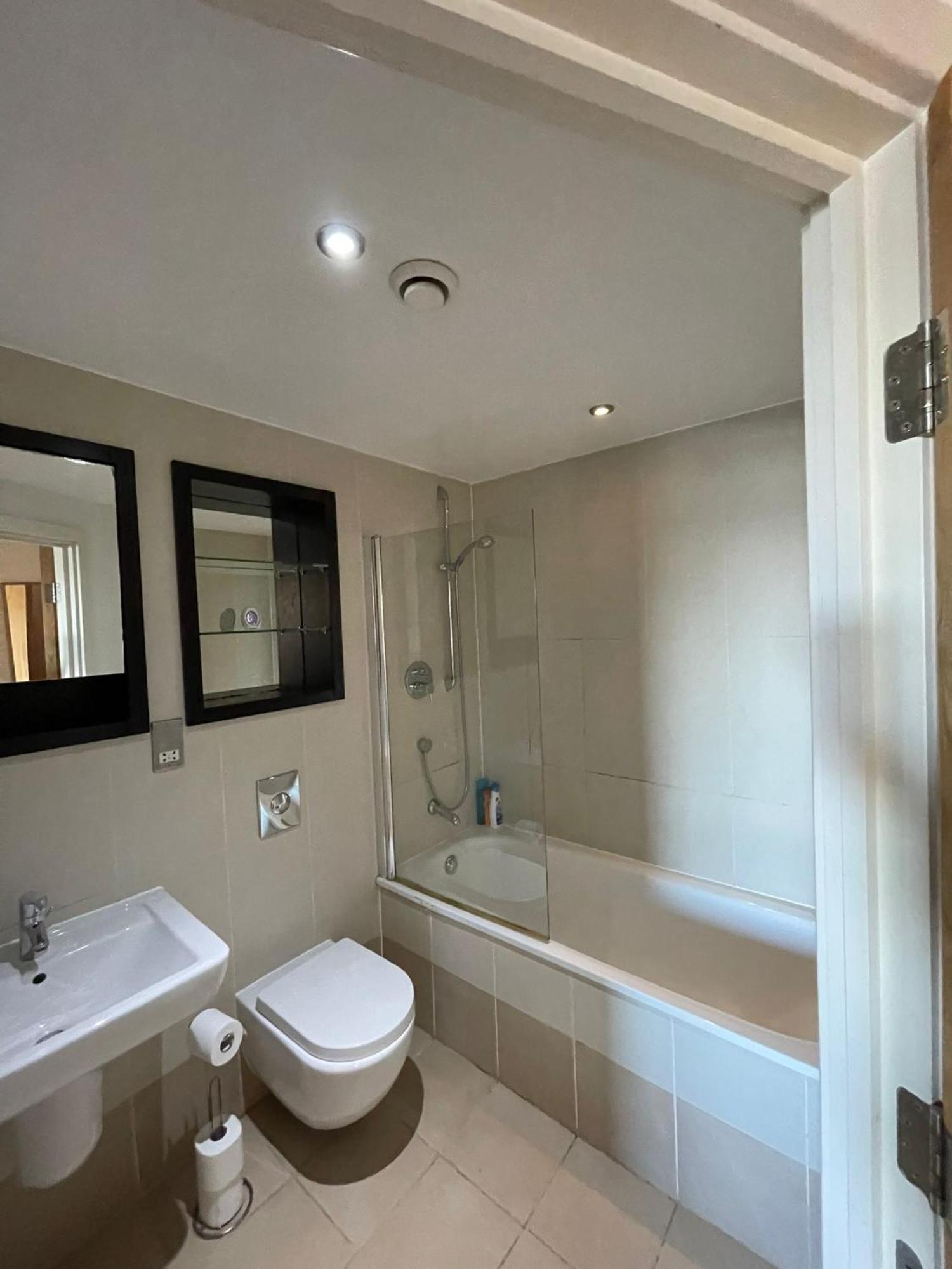 Rooshaus Leeds Docks Apartment Exterior photo